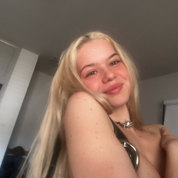 angelinanguy745